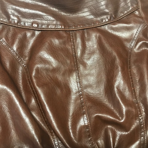 Wet Seal Faux Leather Jacket Cropped - Picture 4 of 8